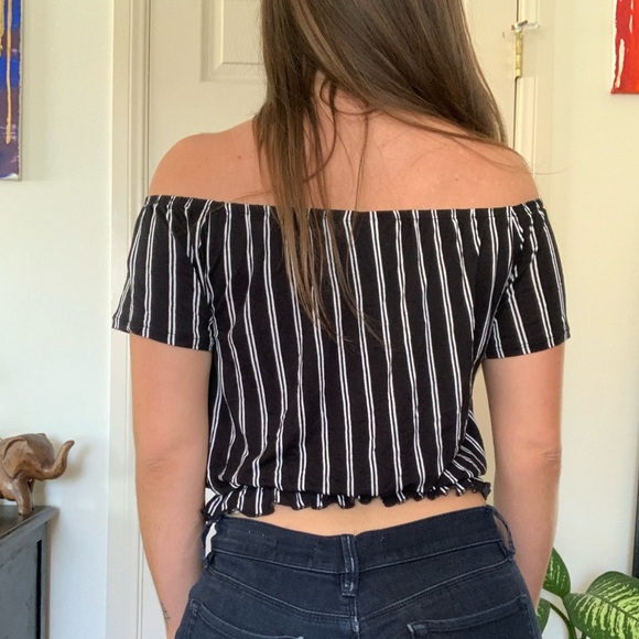 Striped off the shoulder top - Picture 3 of 4